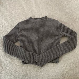 brandy melville cropped sweater